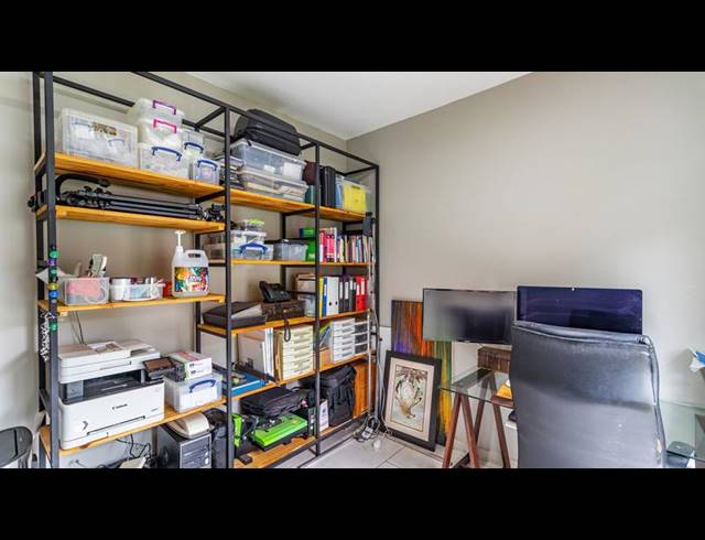 5 BEDROOM HOUSE FOR SALE IN MIDSTREAM RIDGE